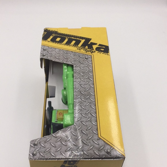 Tonka Real Tough Rescue Force Electricity Utility Service Toy Vehicle - Picture 13 of 14